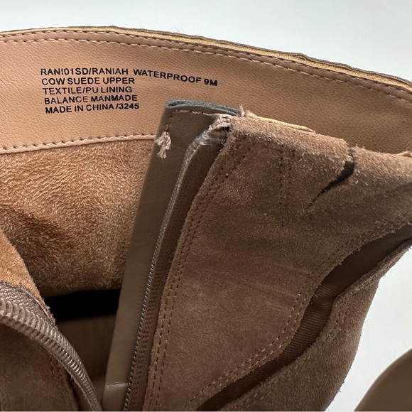 Blondo Women's Raniah Waterproof Bootie - Picture 6 of 6